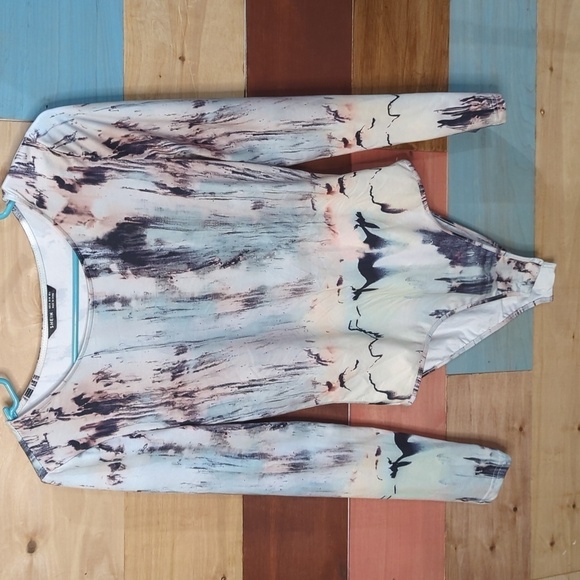 💜5/$25 Medium shein long sleeve, super soft bodysuit - Picture 1 of 4